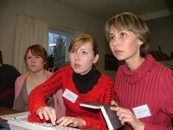 Elupuu.org tegijad tööhoos. Fotod: Mark Nelson